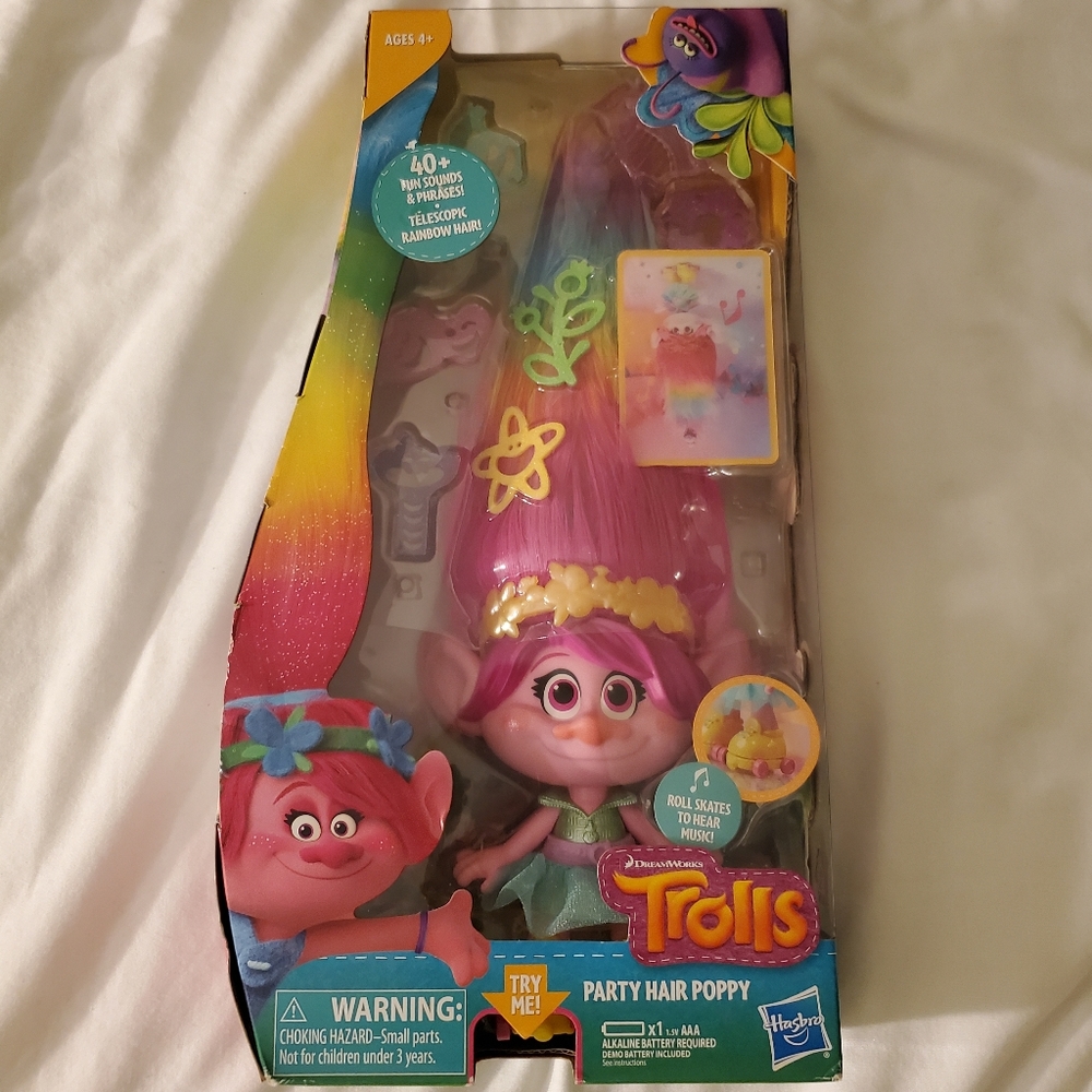 Hasbro DreamWorks Trolls Party Hair Poppy, NIB